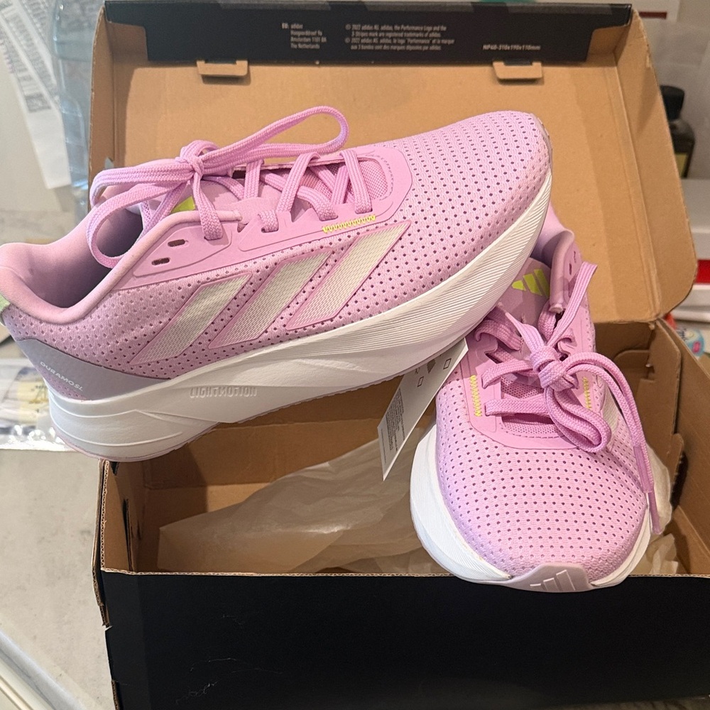 Adidas woman Light Purple/pink Sneakers